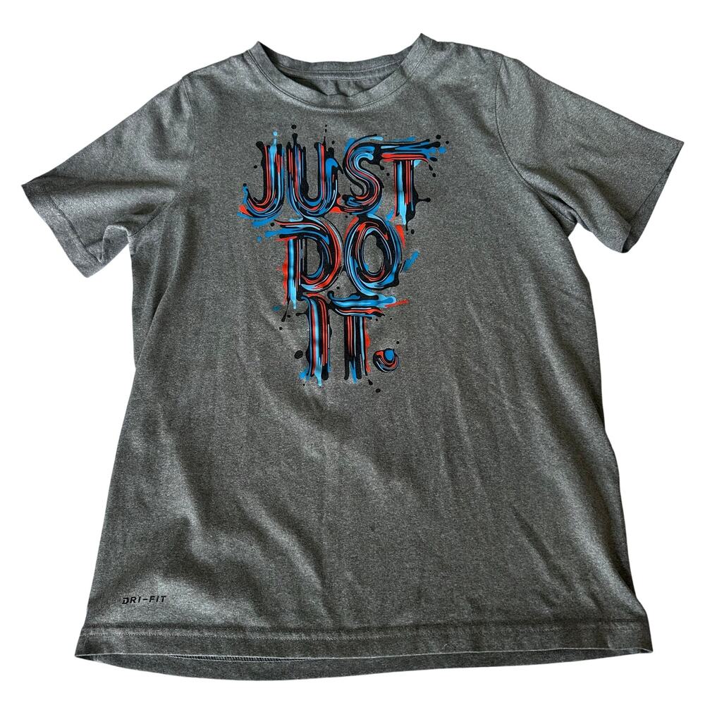 Nike athletic tee